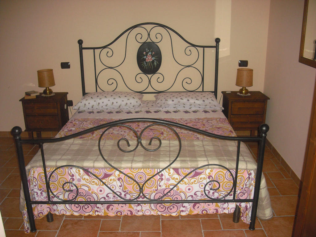 Agriturismo Biologico Villa Rosa Monte Guiduccio Oda fotoğraf